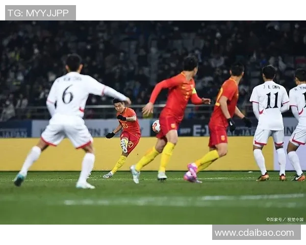 足球明星训练对抗赛：突破极限，激情对决，见证足球技术的巅峰对抗